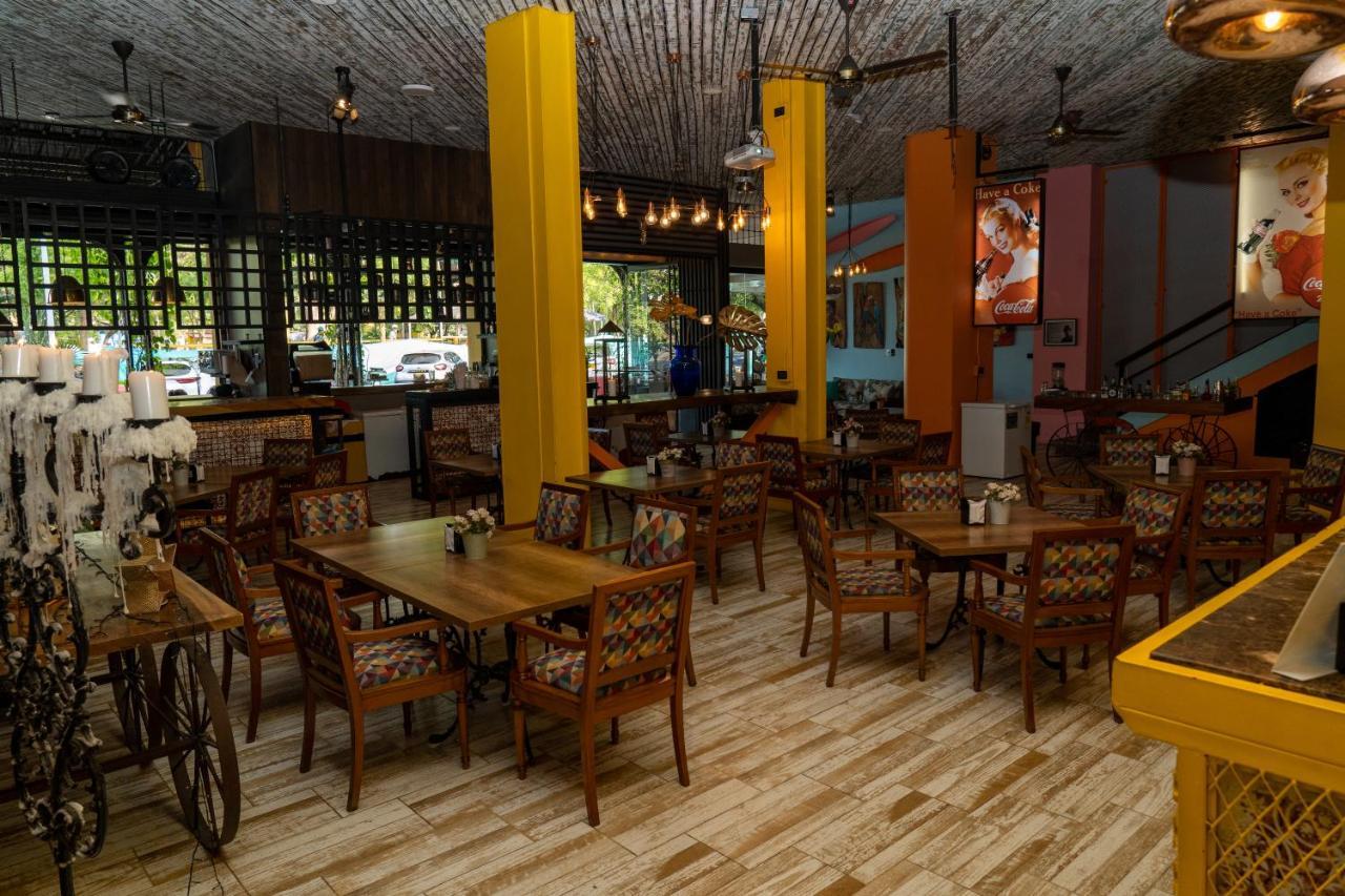 Hotel El Meson La Dorada Zewnętrze zdjęcie
