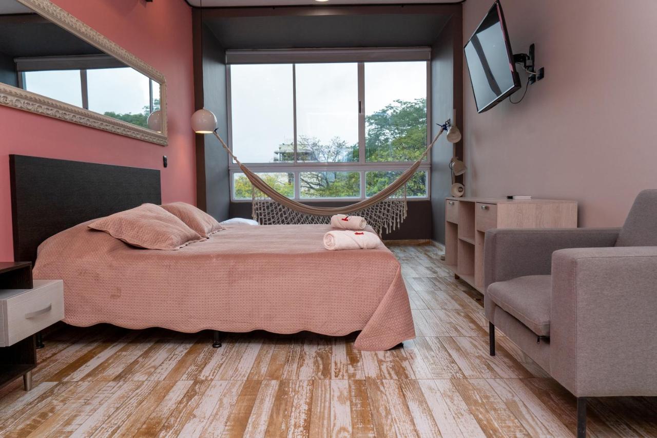 Hotel El Meson La Dorada Zewnętrze zdjęcie