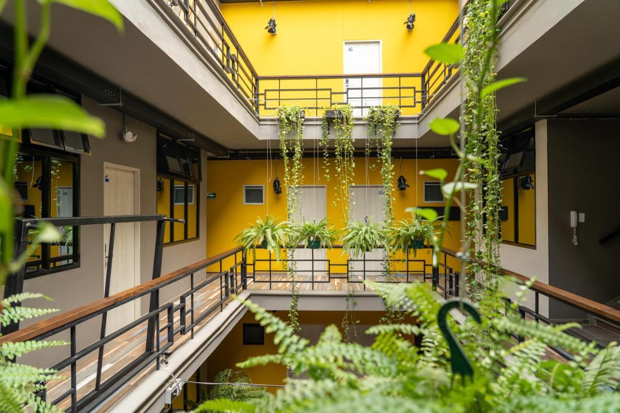 Hotel El Meson La Dorada Zewnętrze zdjęcie