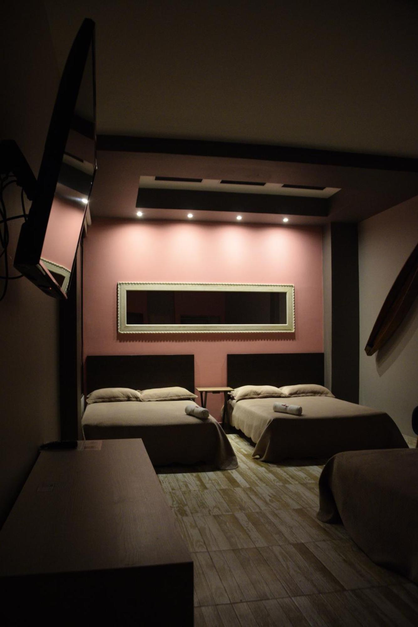 Hotel El Meson La Dorada Zewnętrze zdjęcie